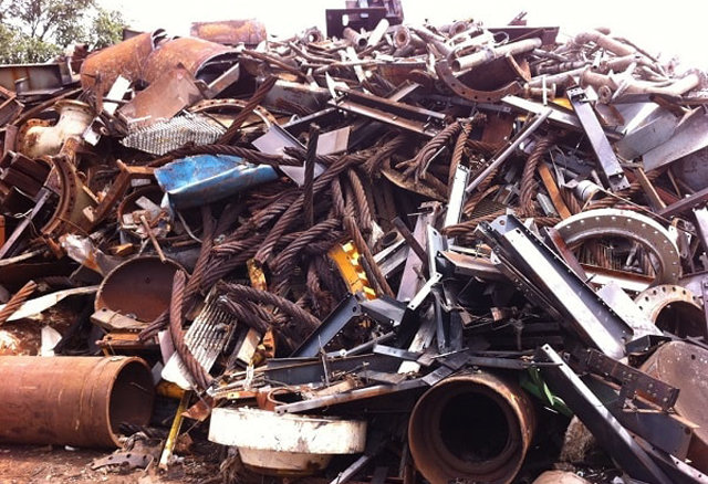 ضایعاتی نیاوران