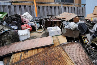 ضایعاتی محله توپخانه