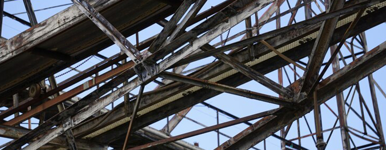 خریدار ضایعات تیرآهن ساختمانی به صورت عمده | نرخ جدید 1404 خرید حضوری ضایعات تیرآهن ساختمانی در تهران