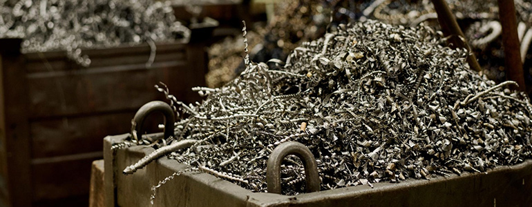 قیمت فروش ضایعات آهن در ۱۴۰۴ [ تضمینی با پرداخت نقدی در محل]